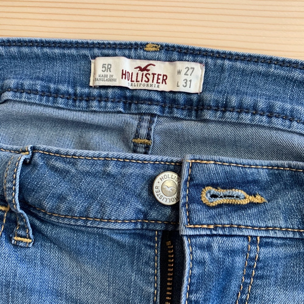 Women’s Hollister Skinny Jeans - Picture 5 of 15